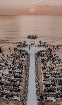 8 Popular Wedding Color Ideas for 2023 Beach Wedding - Elegantweddinginvites_com Blog